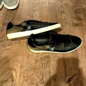 Men’s Burberry shoes